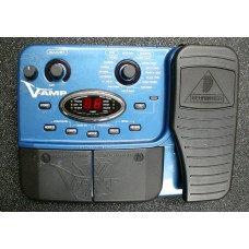 EFEK BEHRINGER X-V AMP